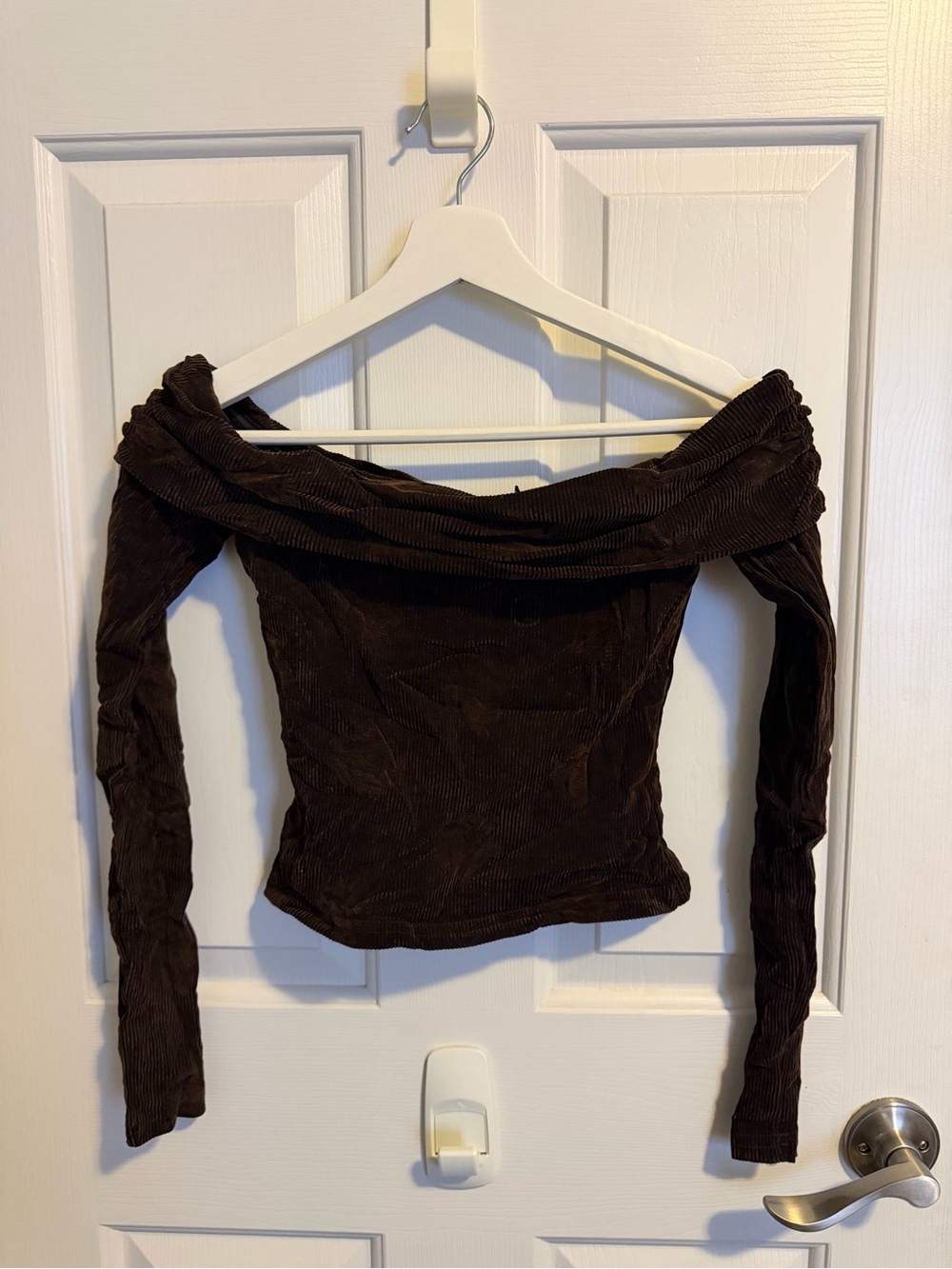 Tigermist Off-Shoulder Long Sleeve Ribbed Top - Dark Brown